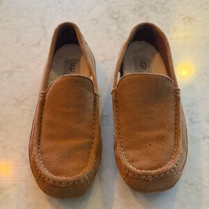 UGG Men's Chestnut Suede Slip-Ons
